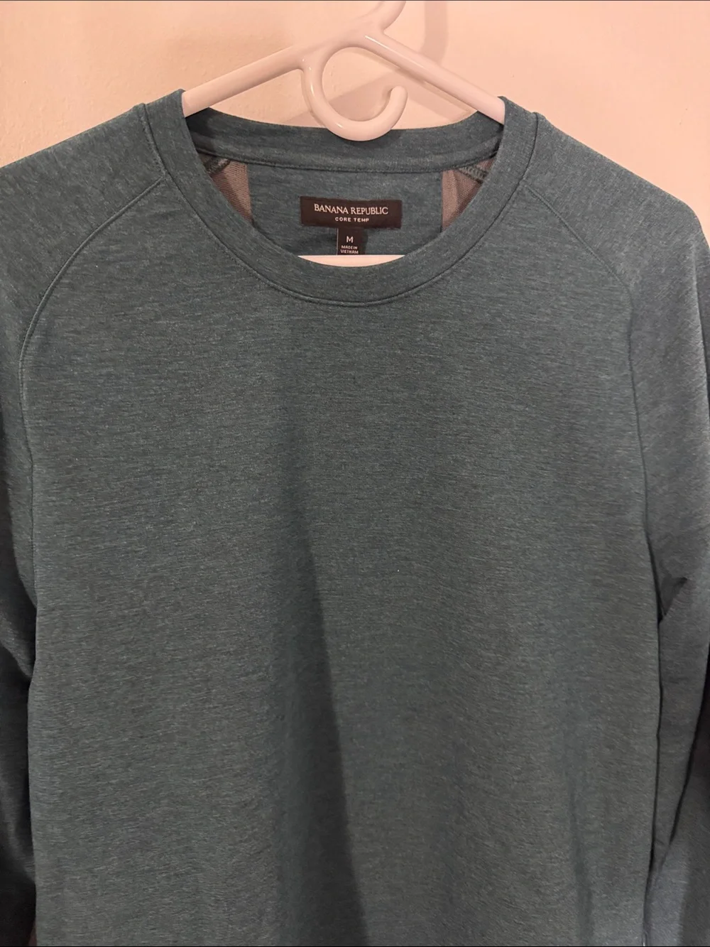 Banana Republic Men’s Medium Dark Teal Long Sleeve Core Temp Crewneck NWT